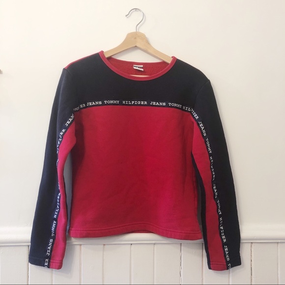 tommy hilfiger navy crew neck